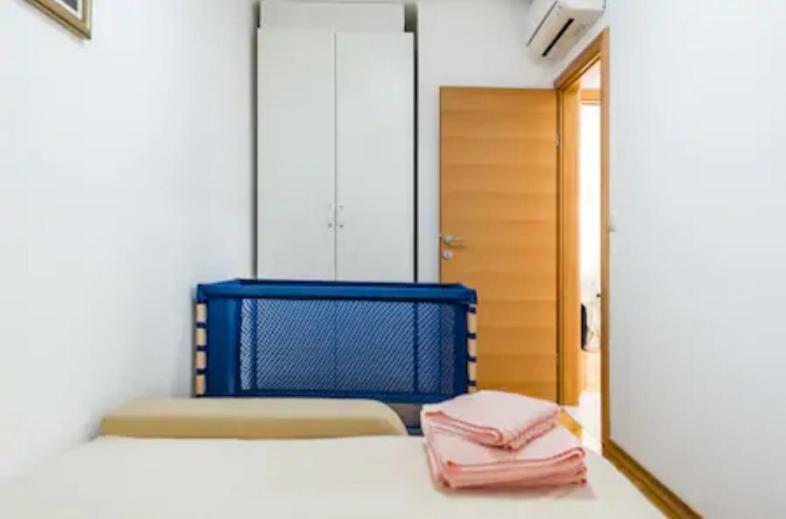 Granny Mira Apartment โอมิช ภายนอก รูปภาพ
